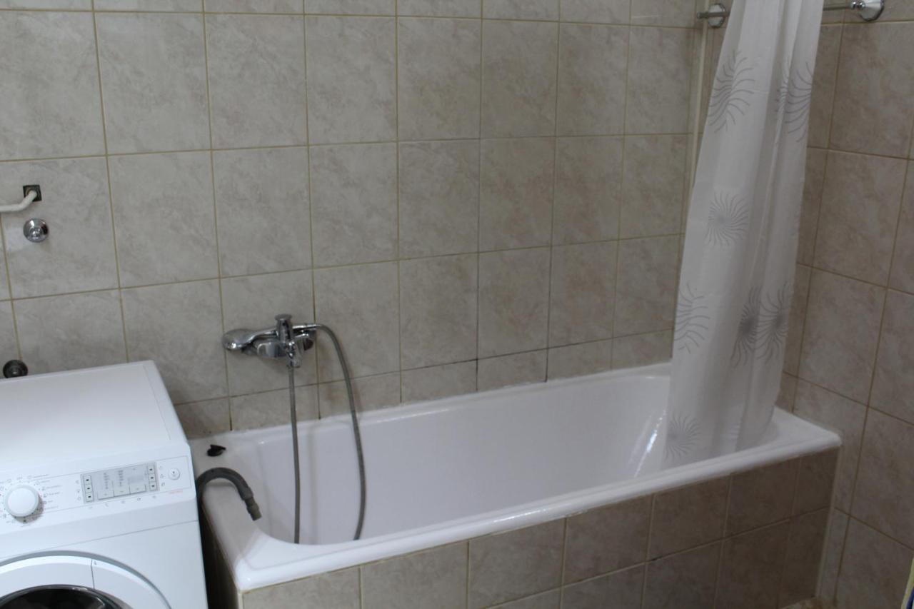 M Apartment Vrsac Bagian luar foto